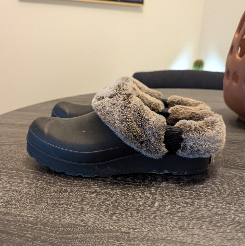 Hunter Fur Lined Clogs